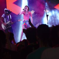 Rock in Roo: Apresentações musicais durante a II MArte agitaram o público